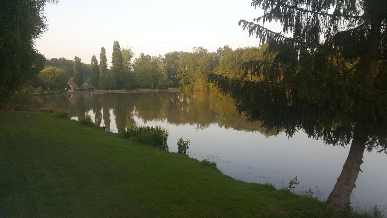 Camping De La Reuille Flere-la-Riviere Екстериор снимка